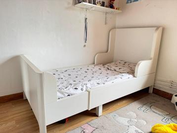 Verstelbaar Kinderbed van IKEA – Praktisch en Duurzaam beschikbaar voor biedingen