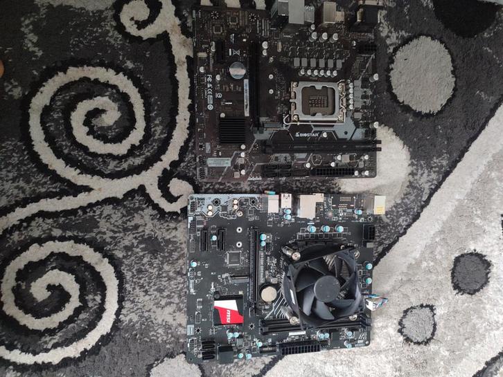 2 moederborden te koop met 1 cpu (mogen ook geruild Worden), Computers en Software, Moederborden, Ophalen of Verzenden