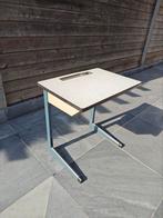 Vintage / retro Kinder lessenaar, Huis en Inrichting, Bureaus, Ophalen, Gebruikt, Bureau