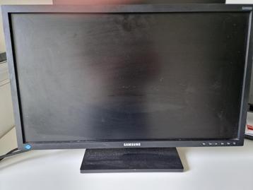 Samsung  S24E650PL 24" monitor beschikbaar voor biedingen