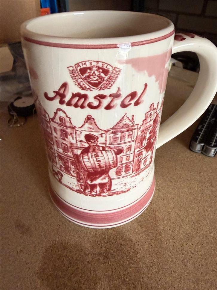 Amsterl Bier pull verschillende afbeeldingen - Rood., Collections, Marques de bière, Comme neuf, Chope(s), Amstel, Envoi