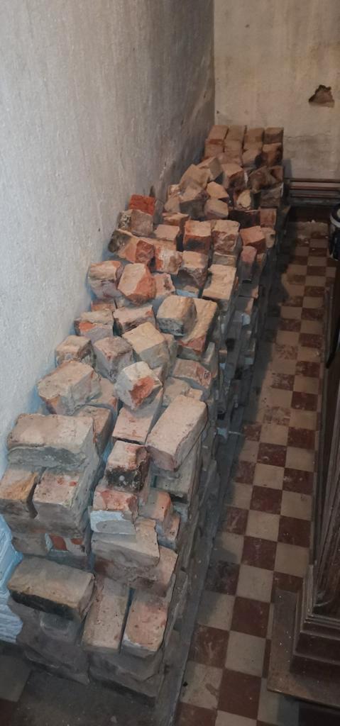 300 oude volle bakstenen, Doe-het-zelf en Bouw, Metselstenen, Gebruikt, Bakstenen, Ophalen