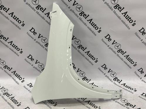 Scherm rechts-voor van een Mercedes GLA (9149), Auto-onderdelen, Carrosserie, Mercedes-Benz, Gebruikt, 3 maanden garantie, Ophalen of Verzenden