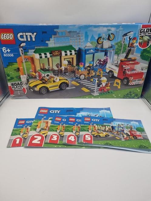 Lego City 60306 Rue commerçante, Enfants & Bébés, Jouets | Duplo & Lego, Comme neuf, Lego, Ensemble complet, Enlèvement ou Envoi