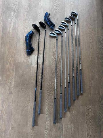 Golf - ensemble Cobra airspeed droitier - 7 fers et 2 bois beschikbaar voor biedingen