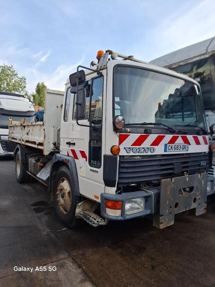 Volvo FL FL6 15 ton (bj 1998), Auto's, Vrachtwagens, Bedrijf, Te koop, Volvo, Diesel, Wit, BTW verrekenbaar