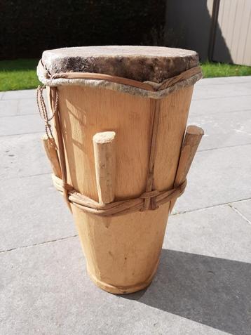 Djembe tam tam beschikbaar voor biedingen