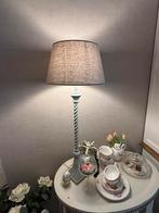 Lampe de table à base grise à haute luminosité, Maison & Meubles, Comme neuf, Enlèvement ou Envoi