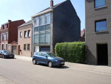 Woonhuis te huur beschikbaar voor biedingen