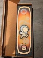 Piplup - Pokemon Center x Bear Walker Skateboard, Hobby & Loisirs créatifs, Comme neuf, Enlèvement ou Envoi