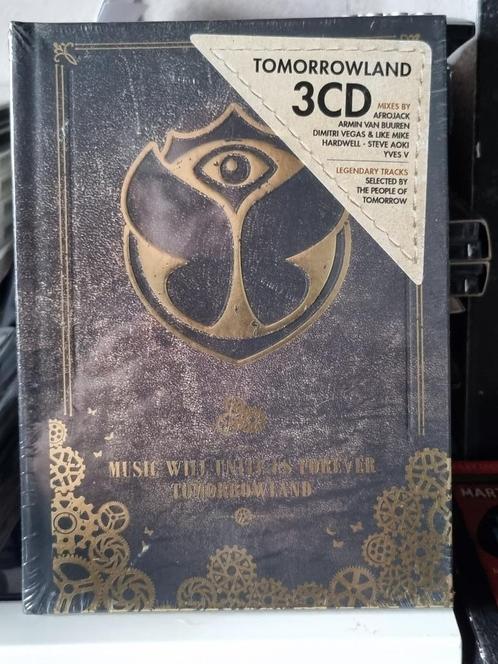 Tomorrowland 3cd, 10 years of Madness, Music Will Unite Us, CD & DVD, CD | Dance & House, Neuf, dans son emballage, Enlèvement ou Envoi
