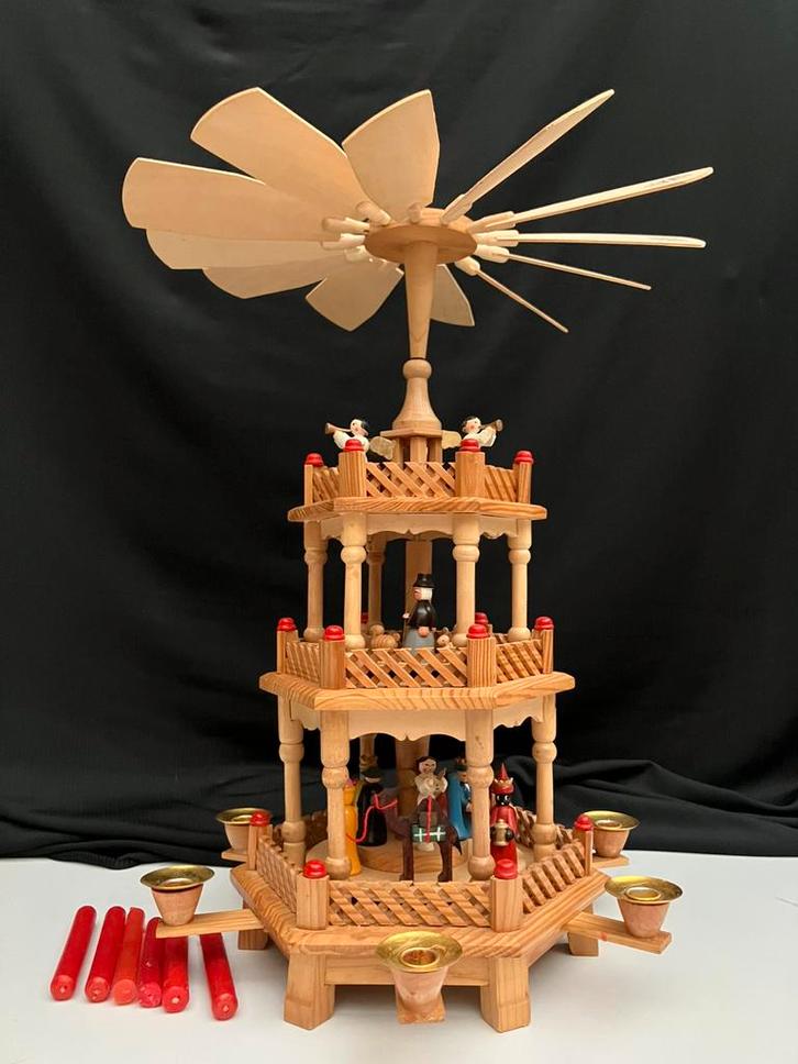 Kerstpiramide, Diversen, Kerst, Gebruikt, Ophalen of Verzenden