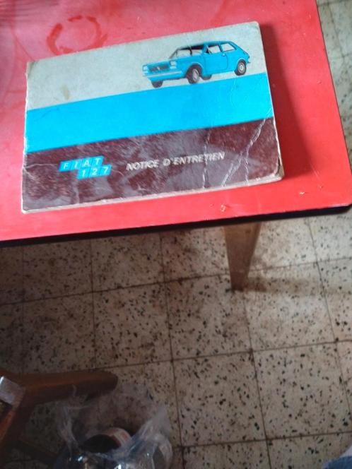 Franstalig instructie boekje  fiat 127, Auto diversen, Handleidingen en Instructieboekjes, Ophalen of Verzenden