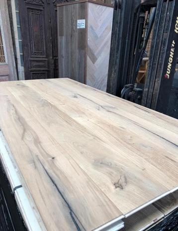 STOERE VINTAGE EIKEN VLOER, MULTI KANT & KLAAR! beschikbaar voor biedingen