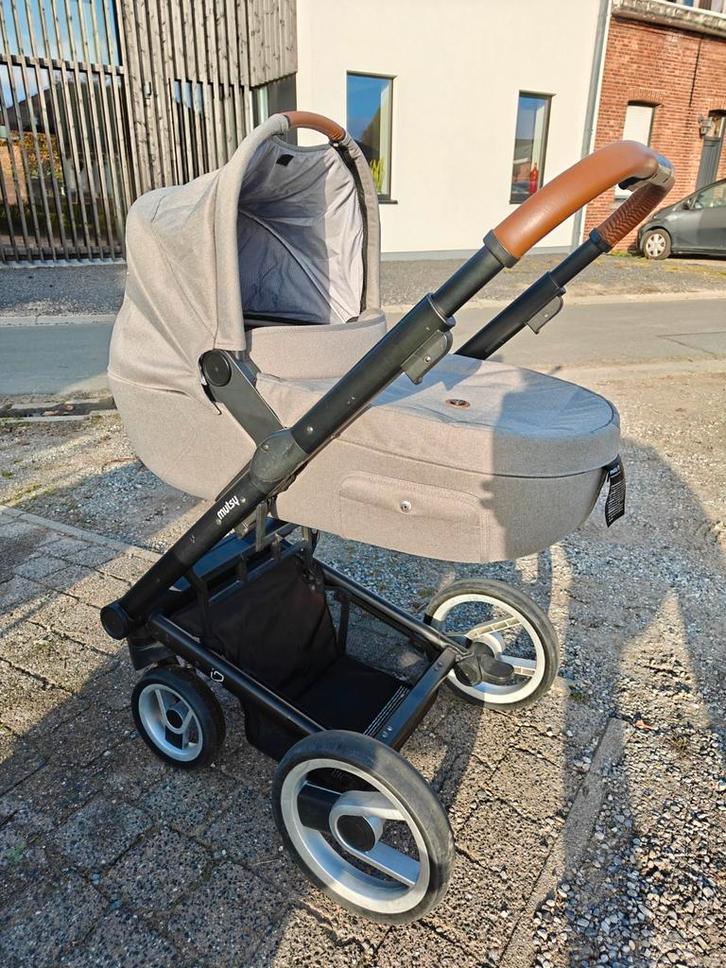 Mutsy i2 kinderwagen met full options!, Kinderen en Baby's, Kinderwagens en Combinaties, Gebruikt, Kinderwagen, Mutsy, Ophalen