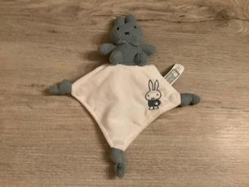 Nijntje knuffeldoekje beschikbaar voor biedingen