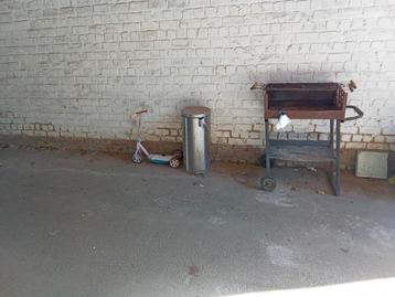 Barbecue gratuit, Enlèvement, Utilisé