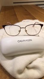 Montuur calvin klein , perfecte en uitstekende Nieuwstaat!, Handtassen en Accessoires, Zonnebrillen en Brillen | Dames, Bril, Zo goed als nieuw