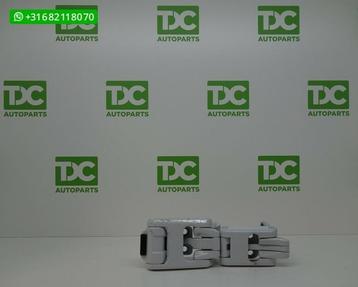 Mercedes Sprinter W907 (18-23) scharnier rechtsachter wit beschikbaar voor biedingen