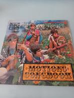 The motions en The Wallace collection., Ophalen of Verzenden, 1960 tot 1980, Gebruikt, 12 inch