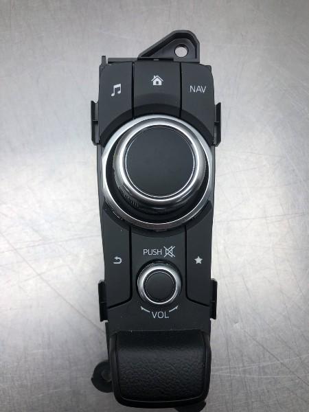 PANNEAU DE COMMANDE NAVIGATION 2 (DJ / DL) (|DB5J66CM0A|), Autos : Pièces & Accessoires, Tableau de bord & Interrupteurs, Mazda