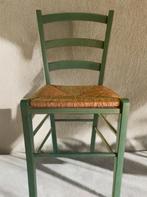 Lot de 4 chaises rustiques en bois vert., Ophalen