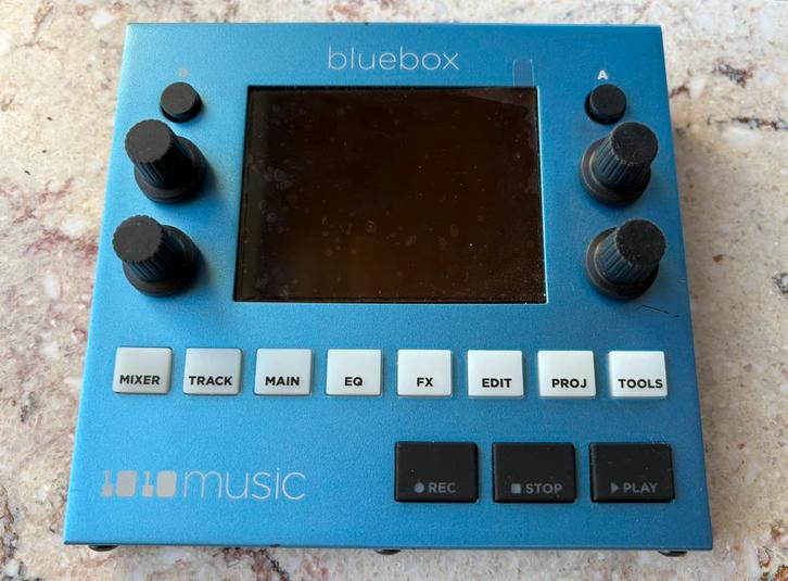 1010music Bluebox - compacte digitale stereo mixer, Muziek en Instrumenten, Mengpanelen, Gebruikt, Ophalen of Verzenden