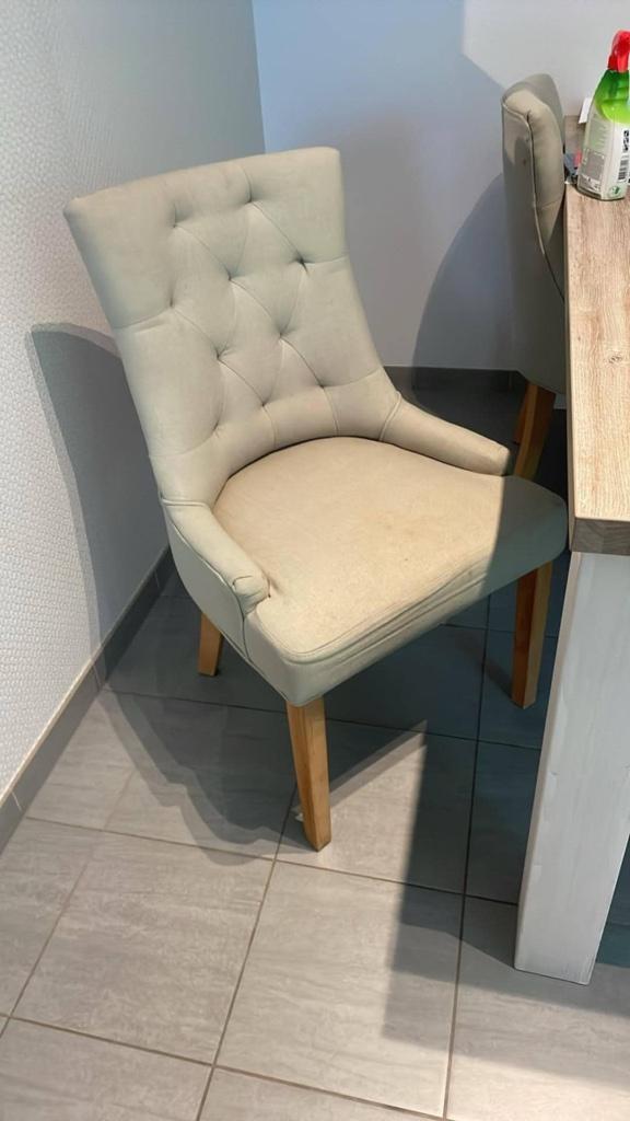 Complete eetkamer en salonfafel, Huis en Inrichting, Complete eetkamers, Zo goed als nieuw, 4 tot 6 stoelen, Ophalen
