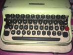 Perfect werkende mechanische typmachine Olivetta lettera 22, Ophalen
