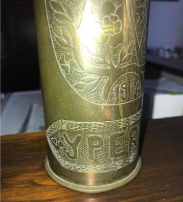 trench art WOI-granaathuls (2stuks) beschikbaar voor biedingen