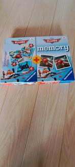 RAVENSBURGER 3 puzzles + mémoire Disney 4j+, Comme neuf, Enlèvement ou Envoi