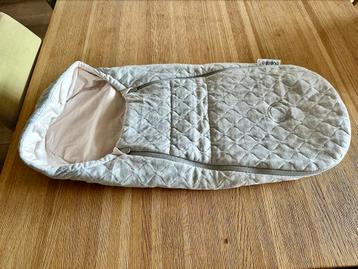 Bugaboo newborn inlay light grey beschikbaar voor biedingen