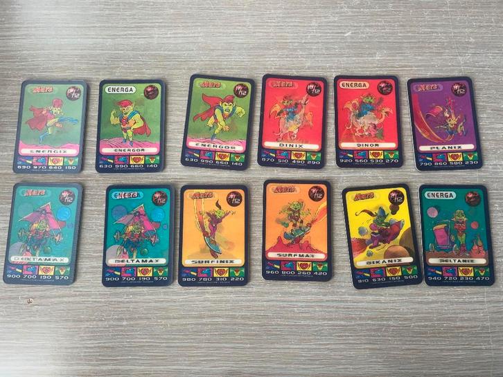 Spacix 35 verzamelkaarten, Hobby en Vrije tijd, Verzamelkaartspellen | Pokémon, Zo goed als nieuw, Meerdere kaarten, Ophalen of Verzenden