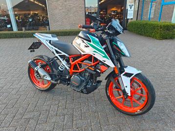 KTM Duke 390 2022 3500km beschikbaar voor biedingen