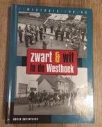 Zwart & wit in de westhoek - Roger Quaghebeur (2003), Boeken, Ophalen of Verzenden, Gelezen