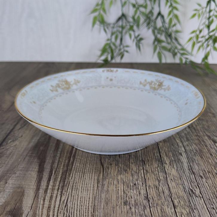 Noritake Keegan Diep Bord, Antiek en Kunst, Antiek | Servies los, Ophalen of Verzenden