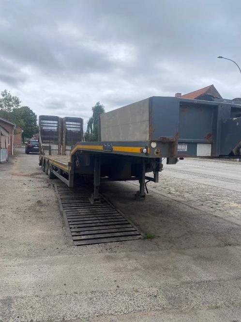 Nooteboom dieplader met dubbele ramp en winch, Zakelijke goederen, Machines en Bouw | Transport, Ophalen