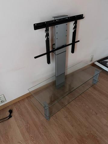 GlasTv meubel ook voor tv te hangen beschikbaar voor biedingen