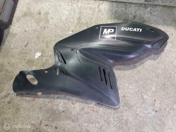Zijkuipdeel kuipdeel Sport Supersport 620 750 800 900 1000 beschikbaar voor biedingen