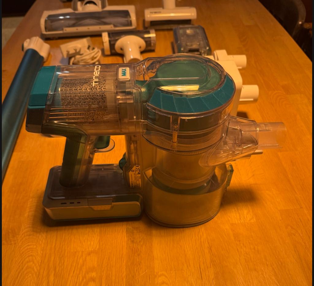 Tineco A11 met toebehoren, Elektronische apparatuur, Stofzuigers, Ophalen, Gebruikt, Stofzuiger, Minder dan 1200 watt