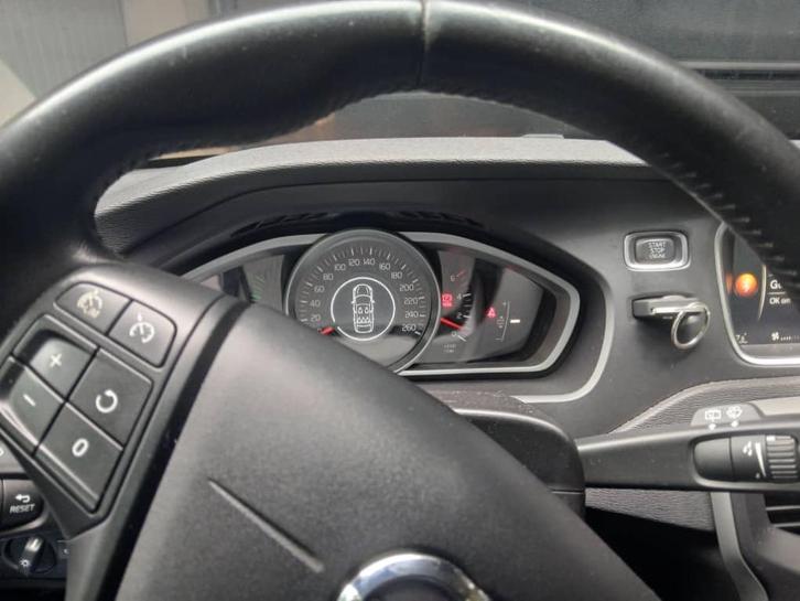 10.500.V40 VOLVO jaar 2017. Bijna negen volledige opties, Auto diversen, Kitcars, Ophalen