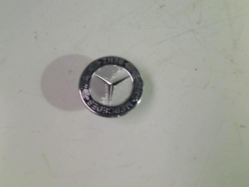 EMBLEEM Mercedes-Benz E (W212) (A2128170316), Auto-onderdelen, Overige Auto-onderdelen, Mercedes-Benz, Gebruikt