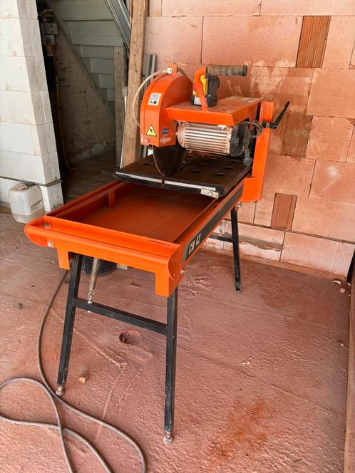 Steenzaagmachine norton clipper cm 42, Doe-het-zelf en Bouw, Gereedschap | Zaagmachines, Ophalen