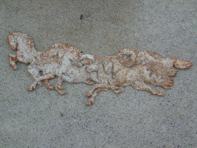 Paardenfronton in gietijzer en roestwit, Tuin en Terras, Tuinwanddecoratie, Nieuw, Ophalen of Verzenden