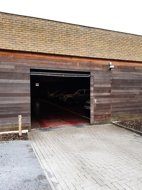 Autostaanplaats te huur Deurne-Zuid, Immo, Garages en Parkeerplaatsen