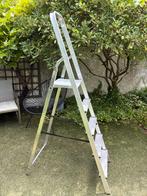 Trapladder alu 5 treden, Doe-het-zelf en Bouw, Ladders en Trappen, Ophalen, Zo goed als nieuw