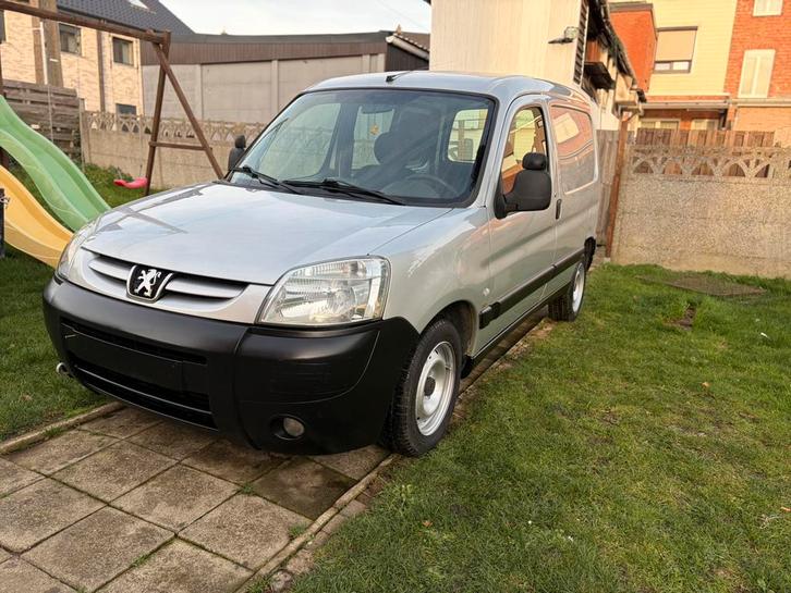 Peugeot partner 2.0 HDI lichte vracht, Auto's, Bestelwagens en Lichte vracht, Particulier, Elektrische ramen, Peugeot, Diesel