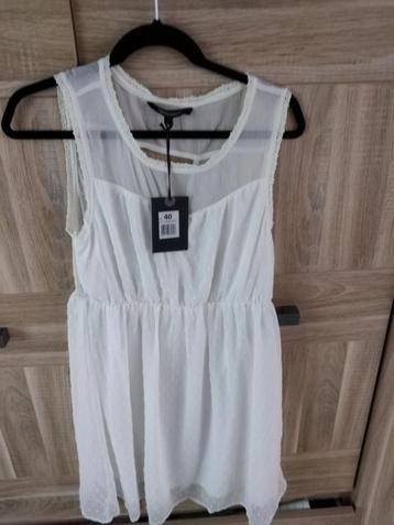 nieuw wit zomerkleedje emoi met etiket maat 40(doos kleedjes beschikbaar voor biedingen