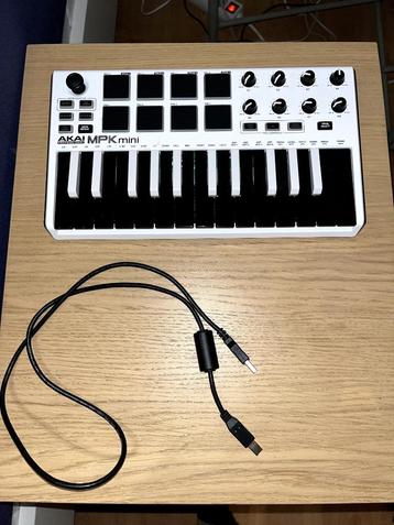 AKAI MPK Mini  beschikbaar voor biedingen