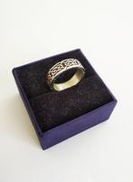 Zilveren ring met Keltisch patroon, Verzenden, Nieuw, 17 tot 18, Dame of Heer